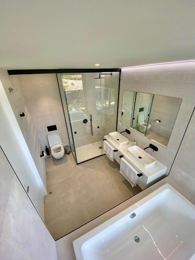 Rocavista - Villa With Heated Rooftop Pool And Amazing Ocean View Costa Adeje  Exterior photo